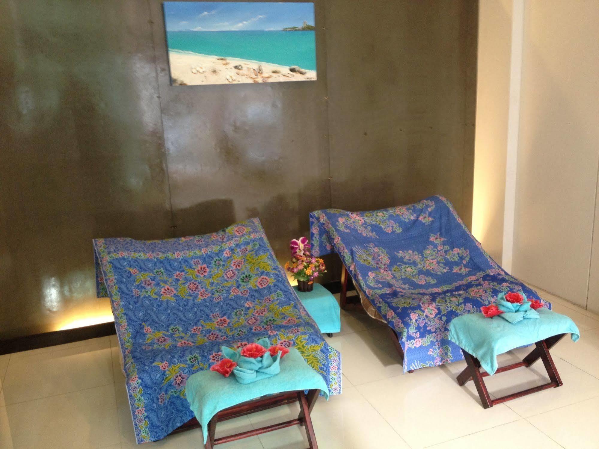 The Silk Hill Hotel Patong Luaran gambar